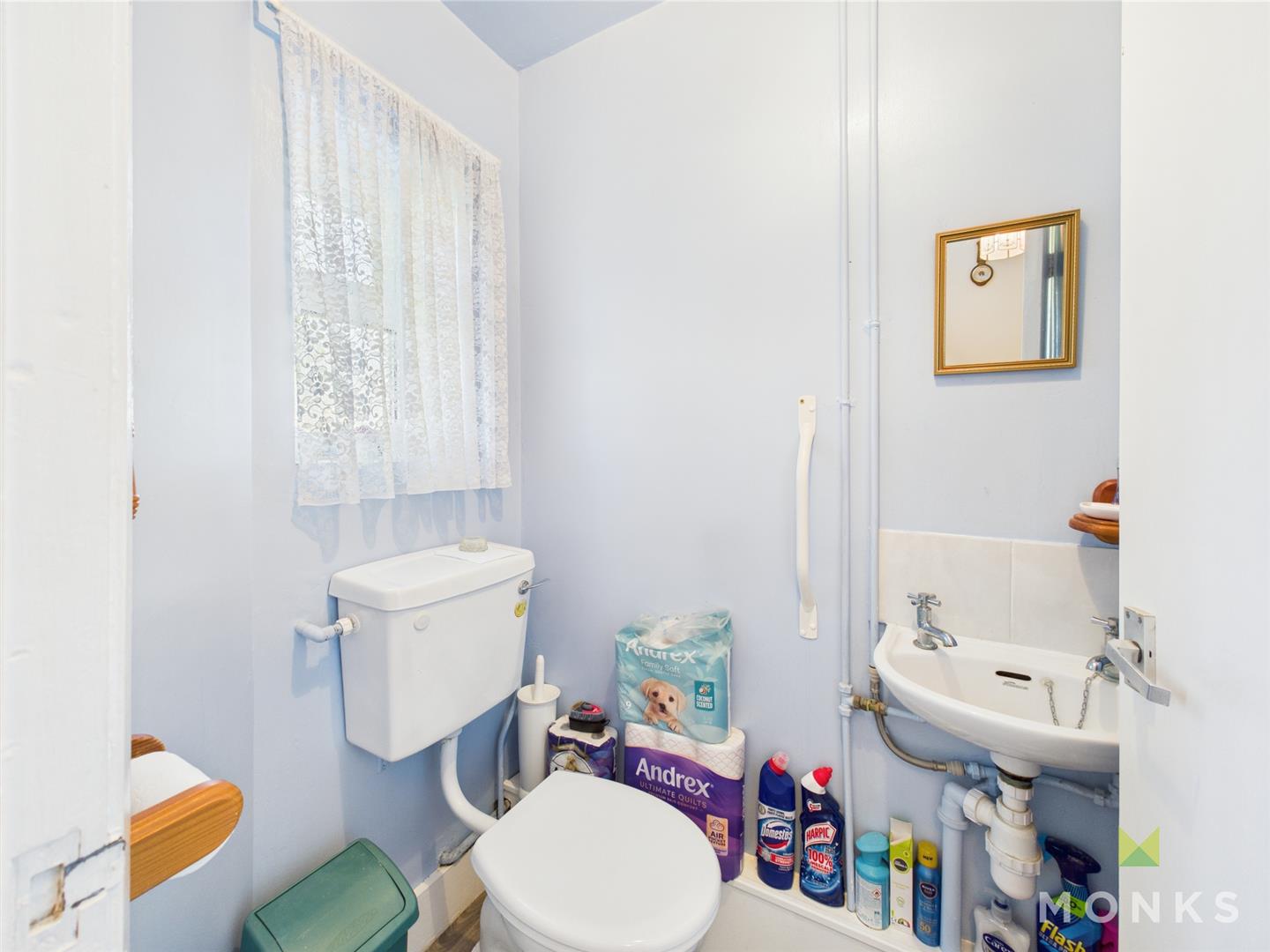 17 Langland Road, Oswestry, SY11 2DL SSTC